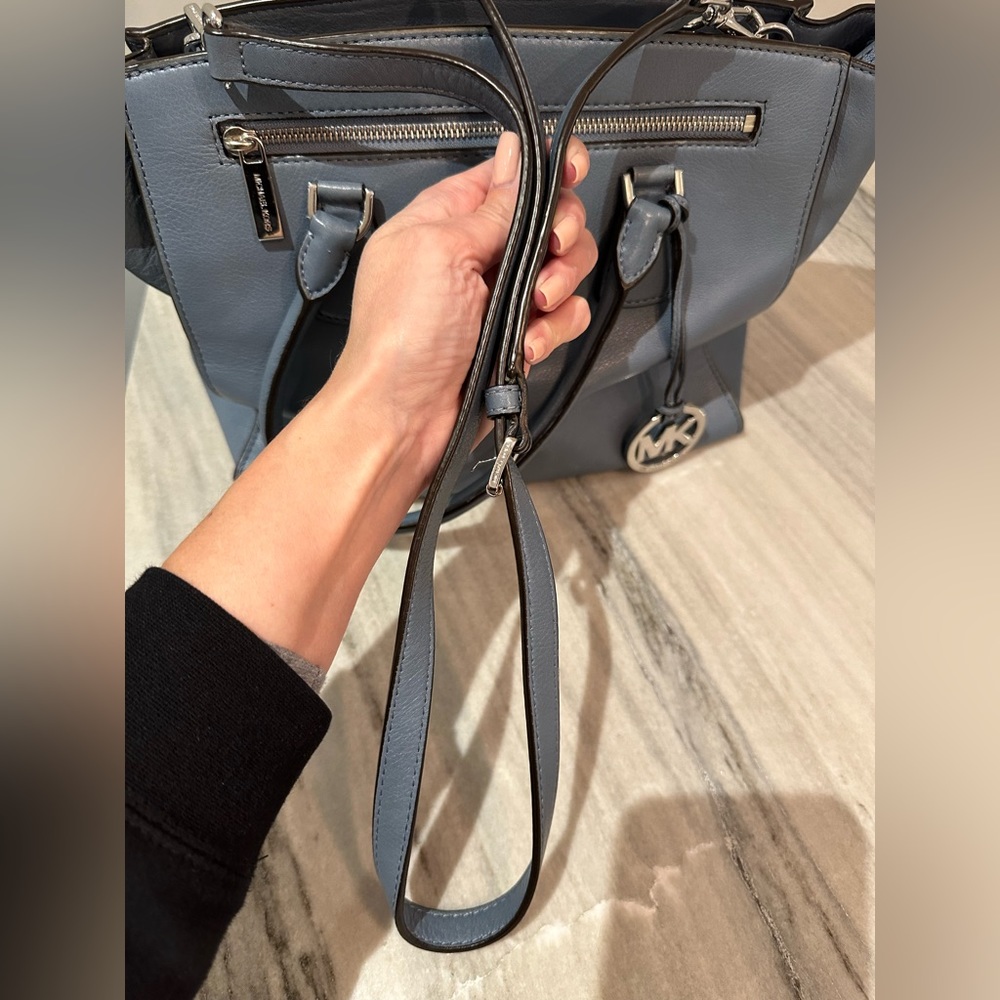 Michael Kors Medium Selma Satchel - Rare Slate Blue - Picture 7 of 16